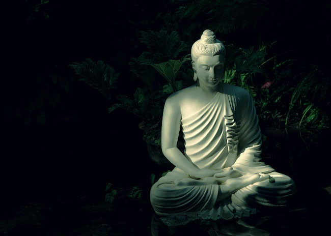 Ý nghĩa của tượng Phật và phương pháp thỉnh tượng Phật về thờ